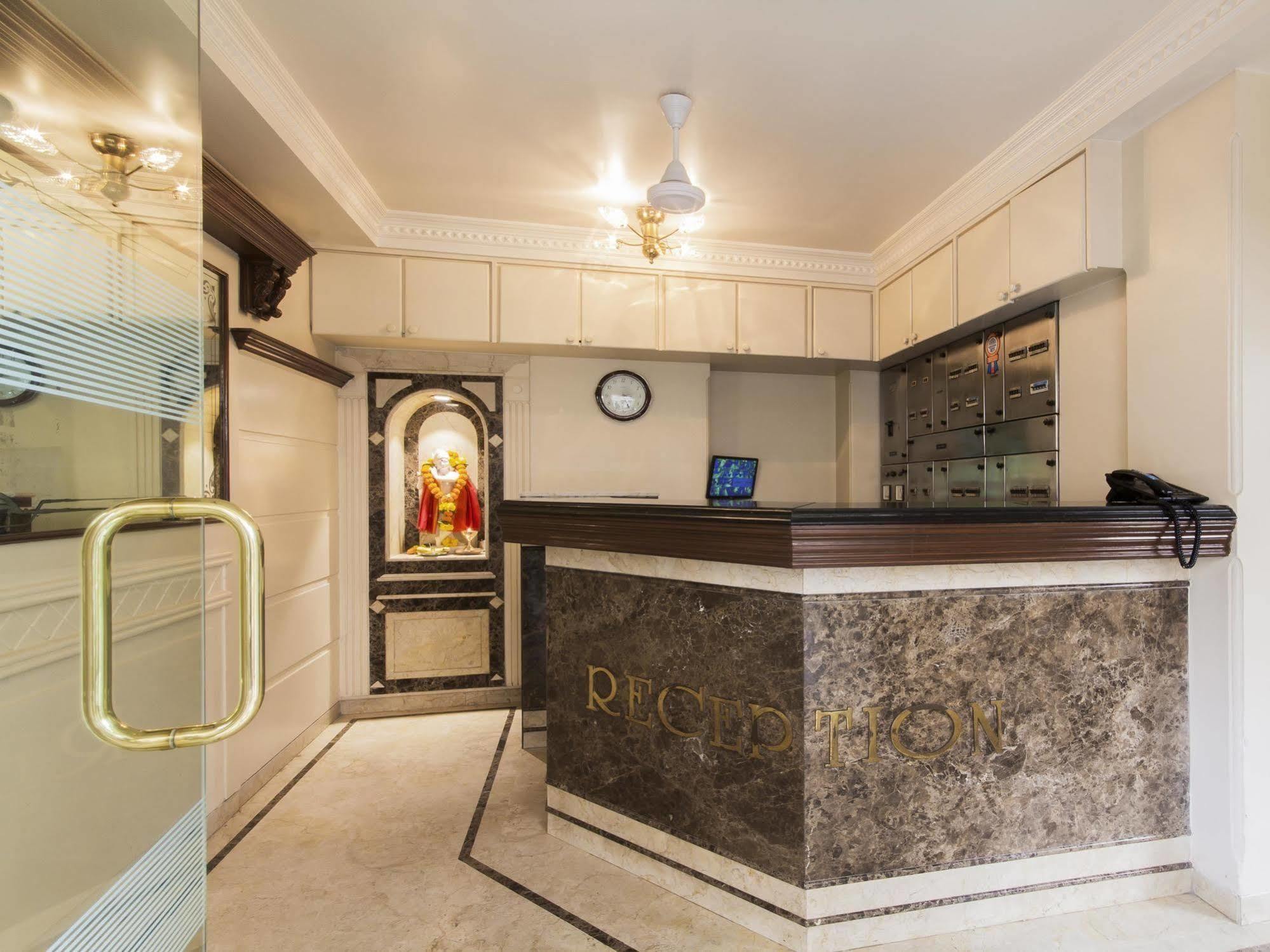Hotel Ashray International, Sion - Near Bkc مومباي المظهر الخارجي الصورة